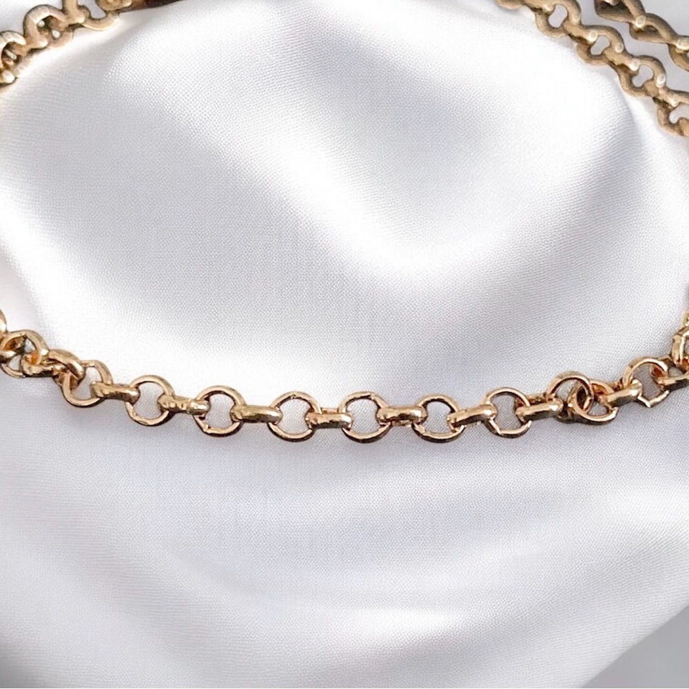 Women’s gold stainless steel round 6.5 inch bracelet - with 2 inch extender - Picture 4 of 4